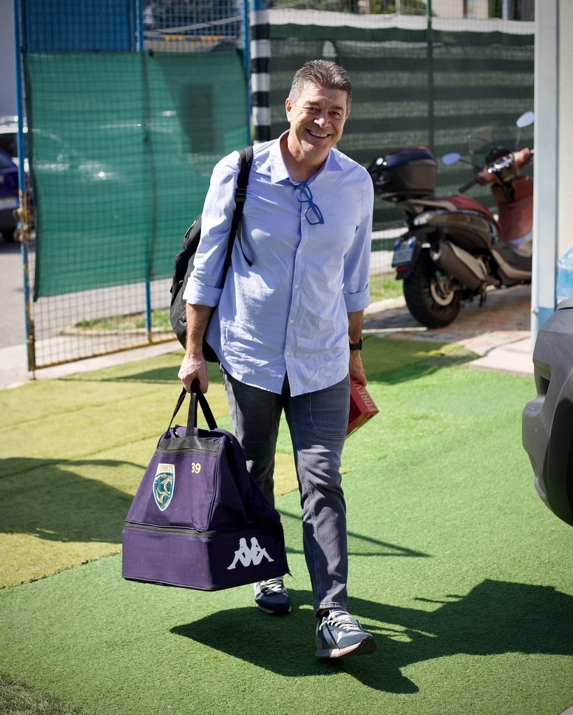 Renate Calcio l'allenatore Foschi Luciano al suo arrivo luglio 2025