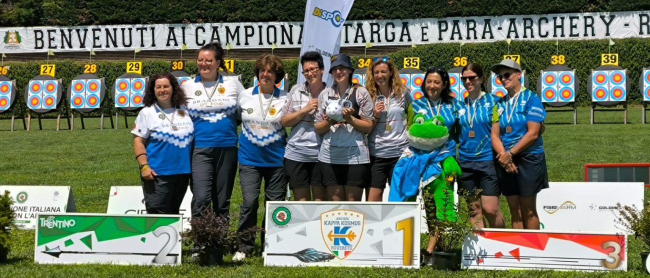 Tiro arco Monza squadra senior femm Camp. Italiana 2025 al centro