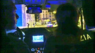 Una pattuglia della Polizia di Stato