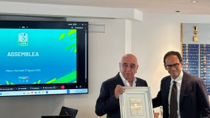 Adriano Galliani premiato dalla Lega Serie B per 50 anni di calcio