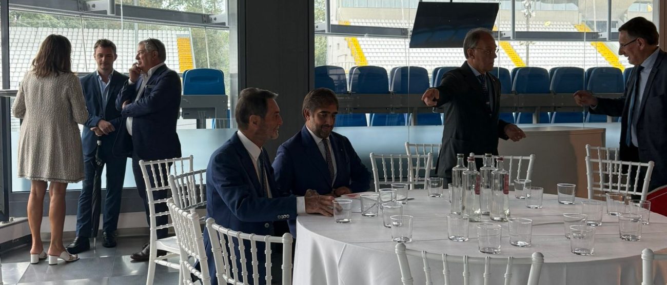 Pochi minuti prima dell'inizio della riunione in autodromo