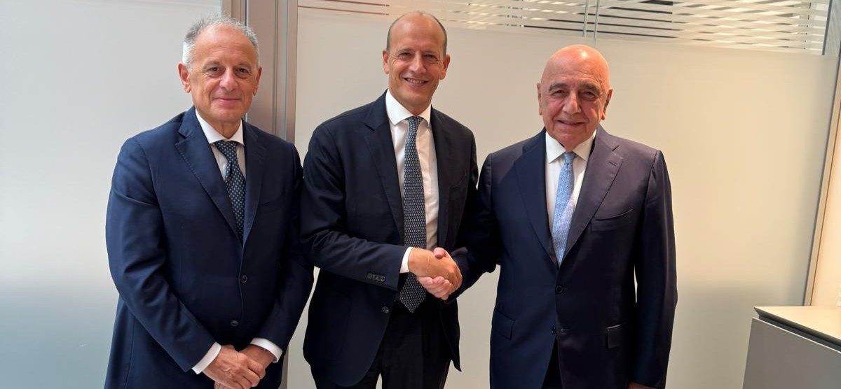 Ac Monza closing Fininvest Beckett Layne Ventures: Pellegrino (ad Fininvest), Baldissoni, Galliani che lascia la società