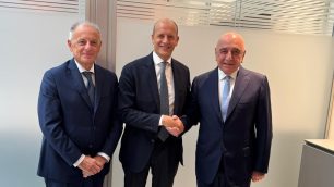 Ac Monza closing Fininvest Beckett Layne Ventures: Pellegrino (ad Fininvest), Baldissoni, Galliani che lascia la società