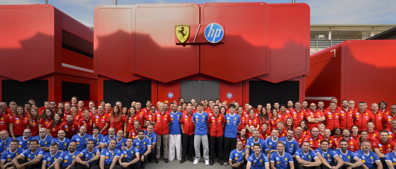 F1 Gp Italia 2025 Ferrari foto squadra - foto Fabio Vegetti