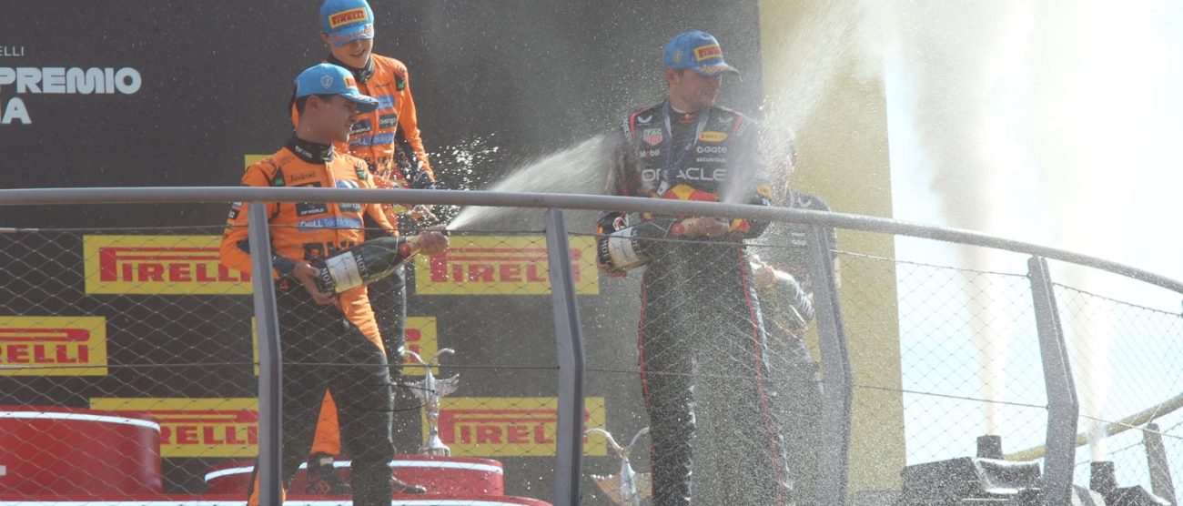 F1 Gp Italia 2025 Monza podio Max champagne - foto Fabrizio Radaelli
