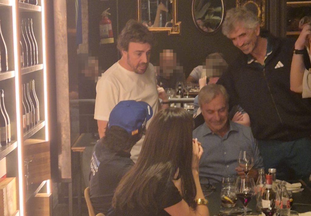 F1 piloti Alonso e Sainz a cena ristorante Monza