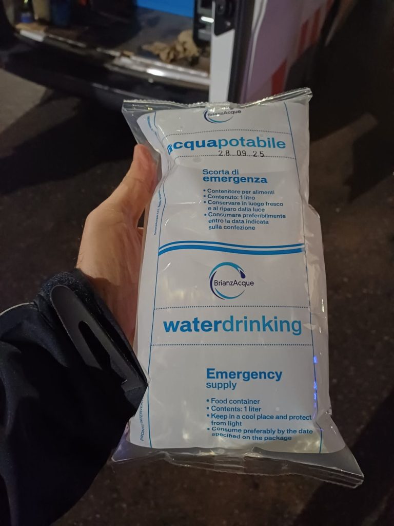 Monza strada collassata via Mentana acqua potabile emergenza