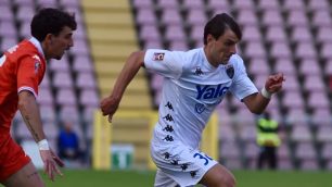 Calcio Renate Ghezzi a destra in azione a Trieste