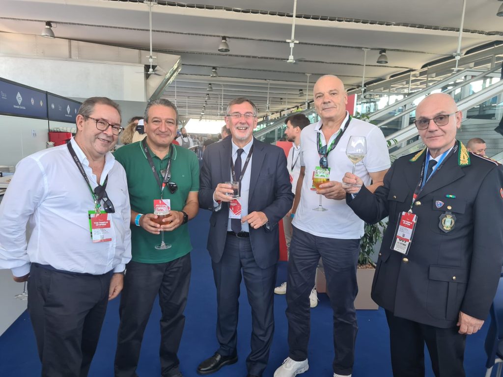 F1 Gp Italia Monza 2025 sindaco Pilotto Policia nacional spagnola