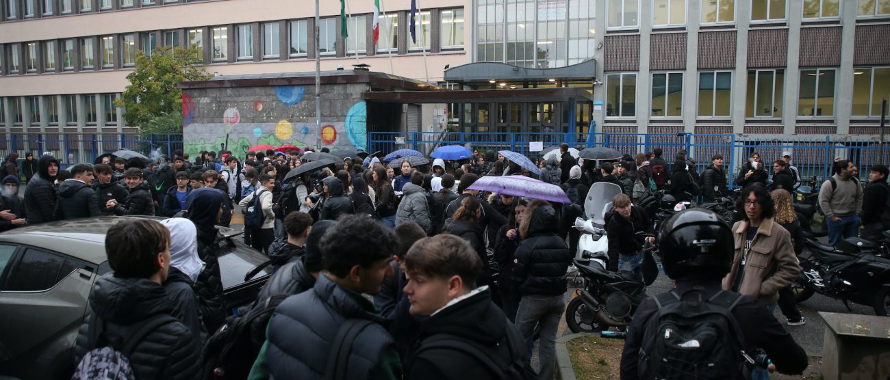 Monza sciopero studenti Mosè Bianchi - foto Radaelli