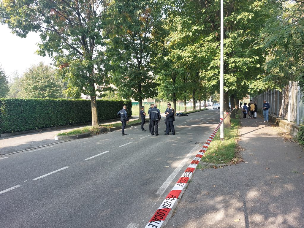Seregno 2025 Polizia locale via San Vitale incidente