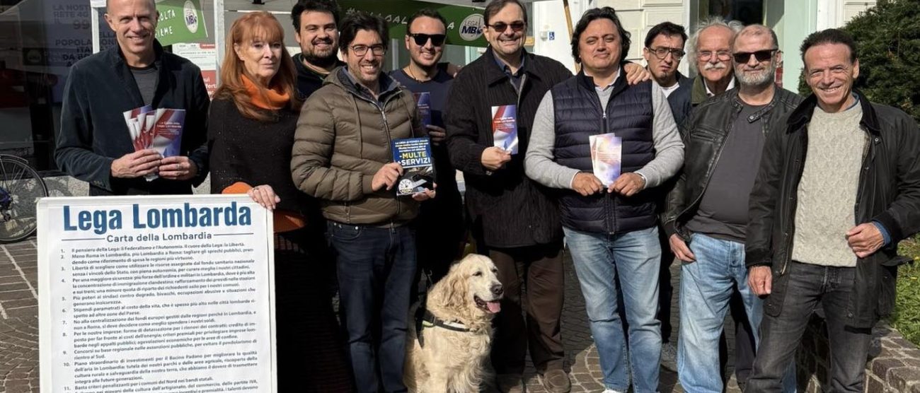 Un gazebo della Lega a Monza
