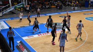 Basket Serie B Rimadesio attacco