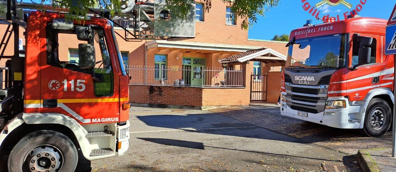Bernareggio 2025 vigili del fuoco scuola infanzia via Morselli