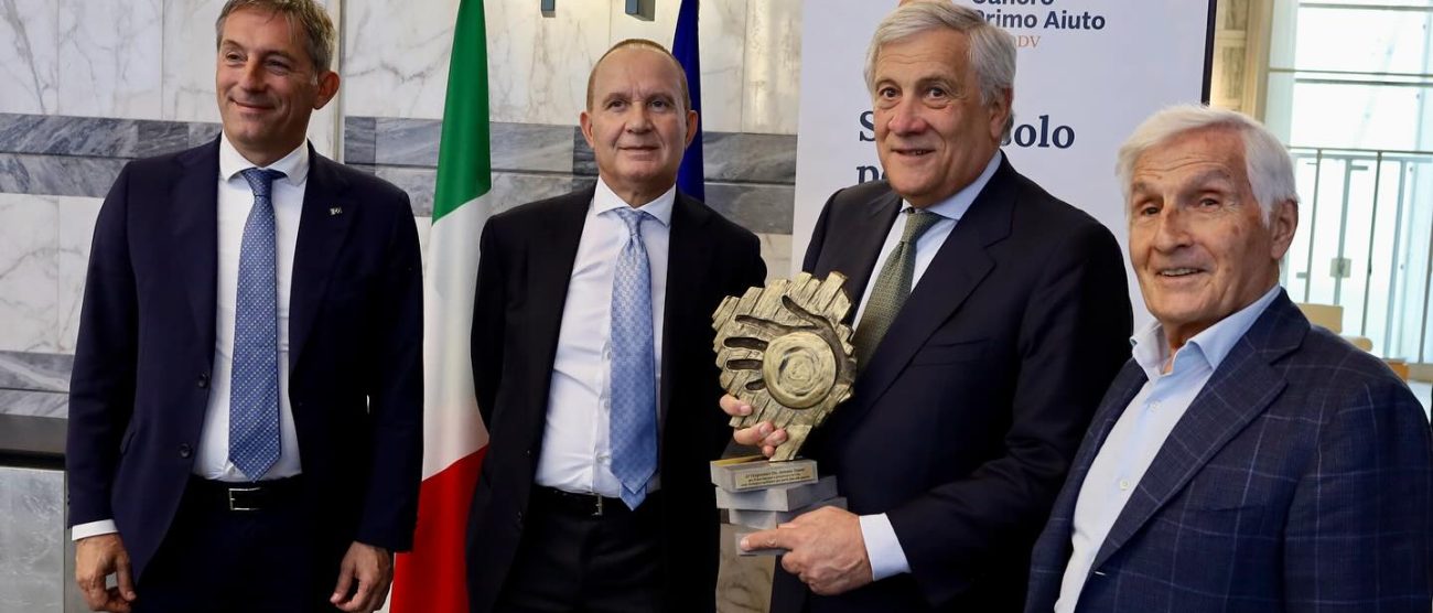 Cancro Primo Aiuto Premio a Tajani