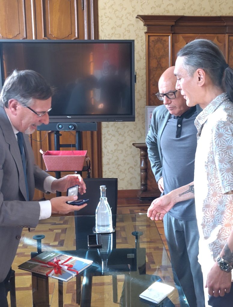 Monza Birmania Kim Aris in Comune