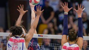 Pallavolo Numia Vero Volley Lanier e Danesi muro - foto Consorzio Vero Volley