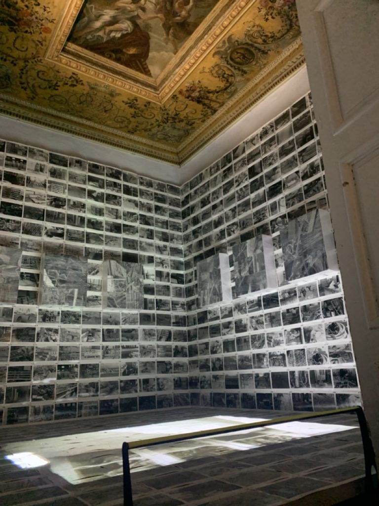 Arles Rencontres 2024 Place de la Republique