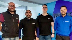 Caponago Fedrigoni lavoratori salvano collega colpiti da malore