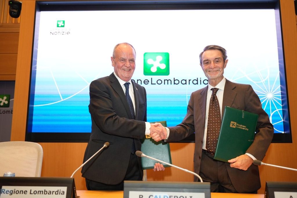 Lombardia ministro Calderoli e presidente Fontana firma pre-intesa Autonomia differenziata: