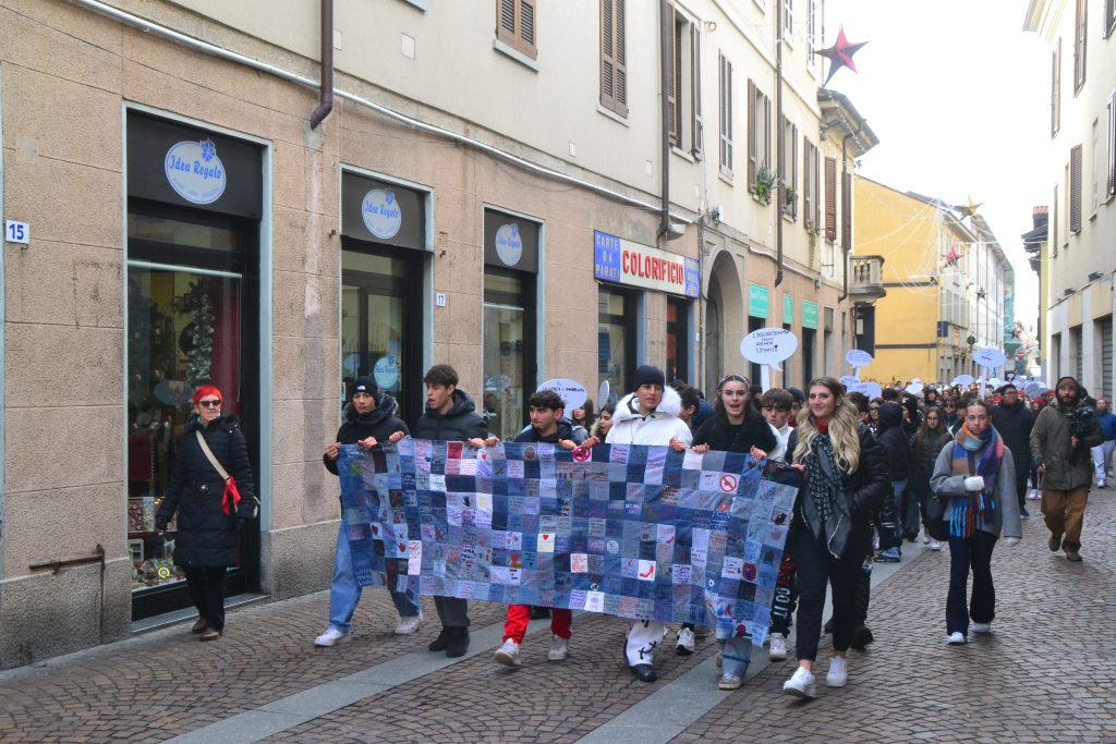 Lissone corteo donne studenti