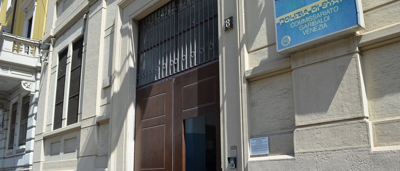 Polizia di Stato Milano porta Venezia