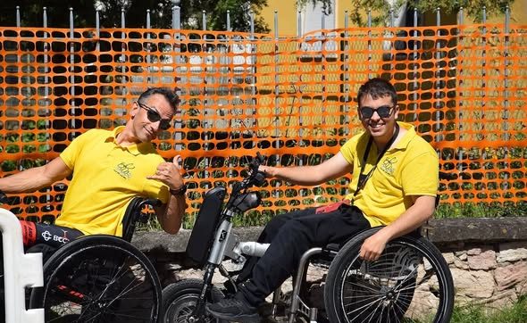 Villasanta Andriyesh la foto sui social della carrozzina a motore rubata