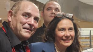 La ministra Locatelli con Enrico Celeghin a PizzAut