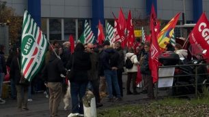 Lo sciopero alla Qvc di Brugherio