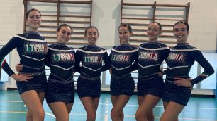 Le Monza Cheer in Giappone