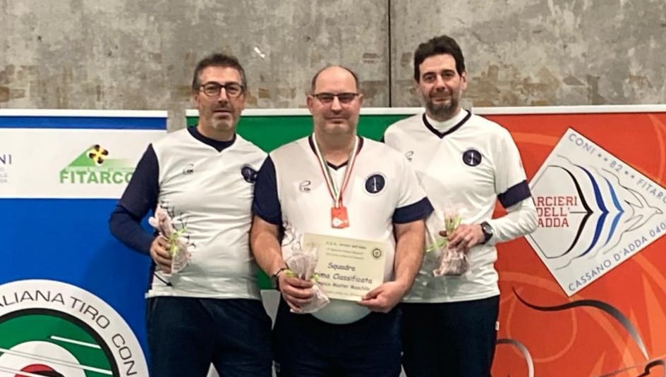 Gli arcieri master Valenti, Nozza, Prandini (Bosco delle Querce Seveso) sul podio nell’olimpico