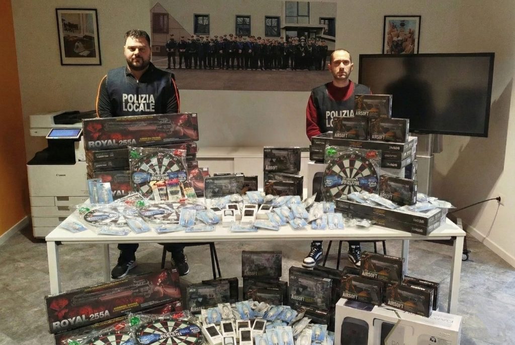 Seregno 2025 Polizia locale fuochi d'artificio sequestro