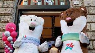 Tina e Milano, le mascotte di Milano Cortina