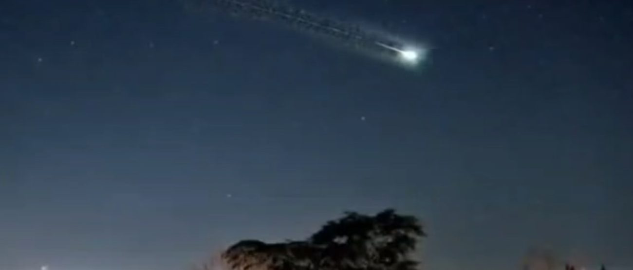 Bolide 8 dicembre 2025 da webcam in Emilia Romagna, a Faenza