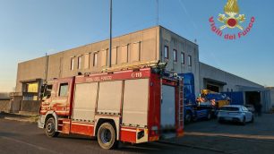 Infortunio sul lavoro in via De Gasperi a Nova