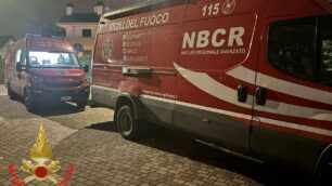 I vigli del fuoco alla piscina