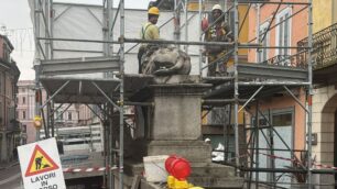 Monza allestimento ponteggio ponte dei Leoni