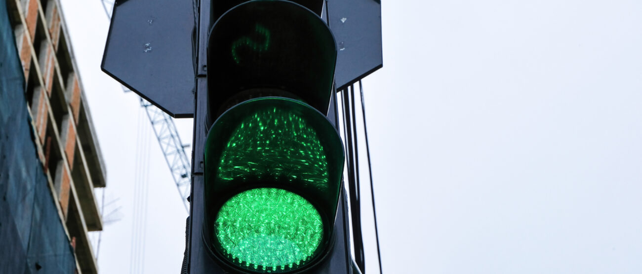 Semaforo verde - foto Freepik.com