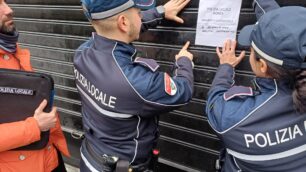 Chiuso market etnico a Monza