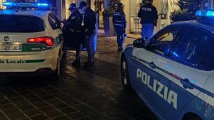 Polizia locale di Monza e polizia di Stato in centro
