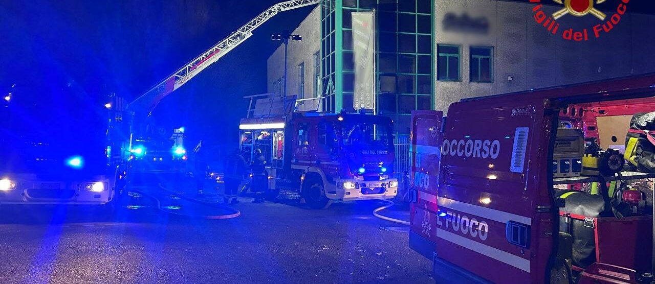 L'intervento dei vigili del fuoco a Triuggio