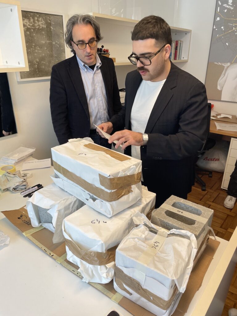 Monza Arte Where is Daddy?