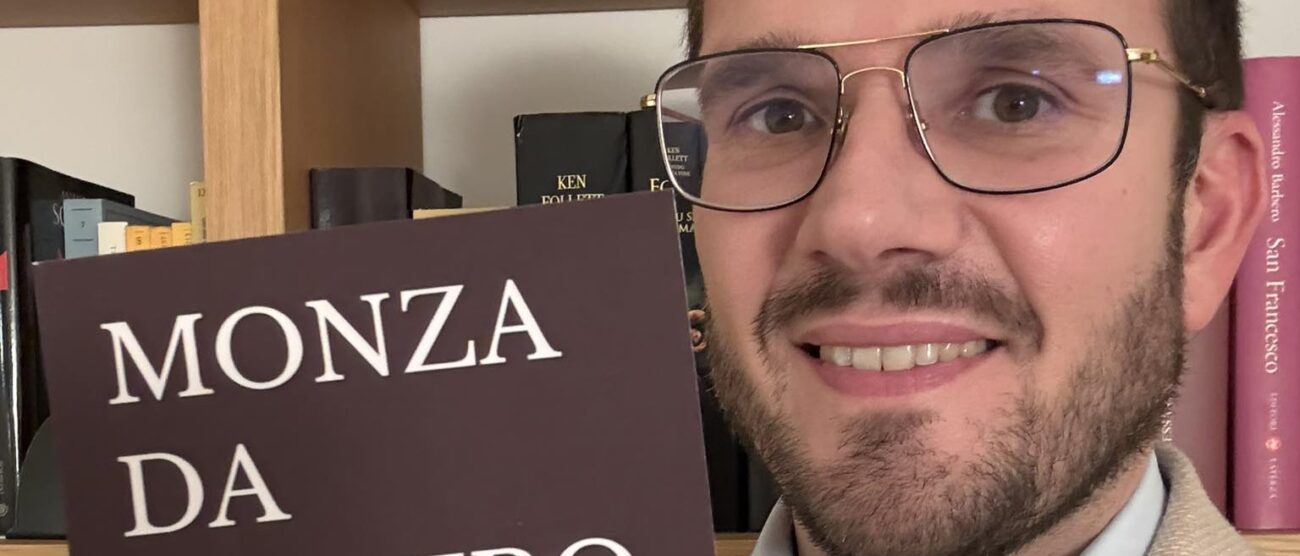 Monza Roberto Colombo con il libro Monza da Dentro