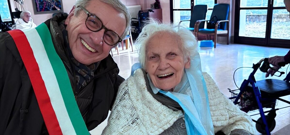 La regina di San Giorgio di Biassono con il sindaco