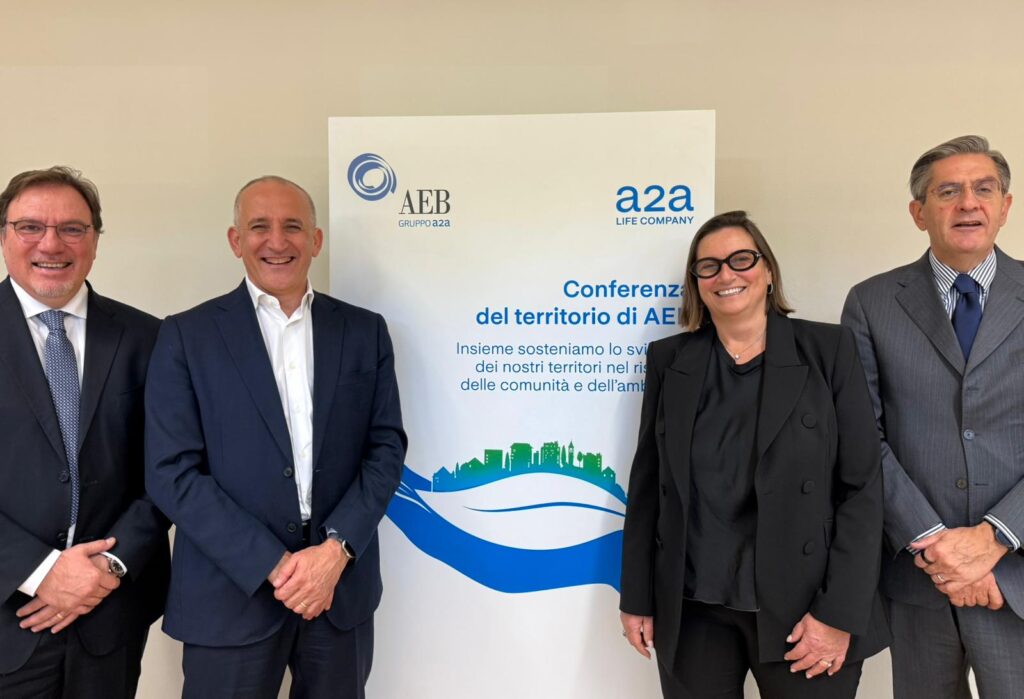 Conferenza del territorio AEB: Massimiliano Riva (Presidente AEB); Renato Mazzoncini (AD A2A); Annamaria Arcudi (AD AEB); Roberto Tasca (Presidente A2A)