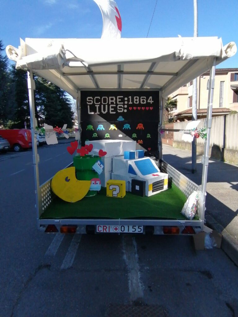 Nova Milanese Il carro della Croce Rossa