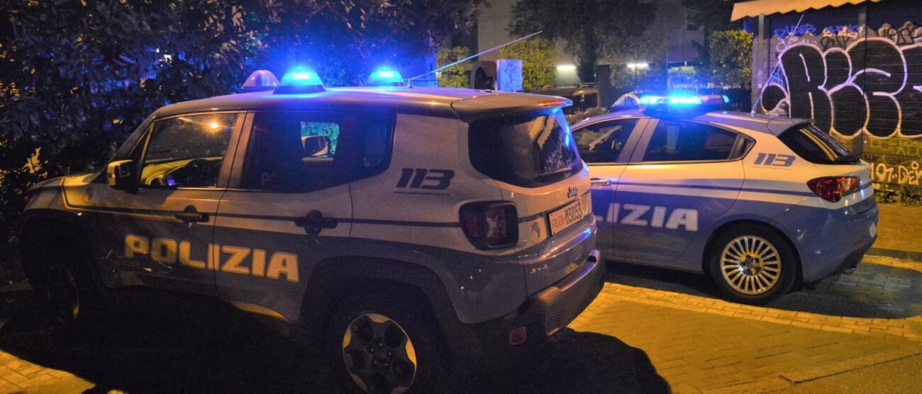 Pattuglia della Polizia di Stato a Seregno