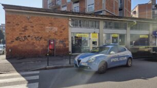 Una Volante della Polizia in via Rota