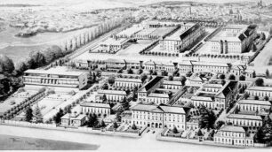 Il vecchio ospedale San Gerardo di Monza in una cartolina collezionata da Alfredo Viganò