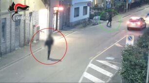 Tentato omicidio Paderno Dugnano - da video Carabinieri